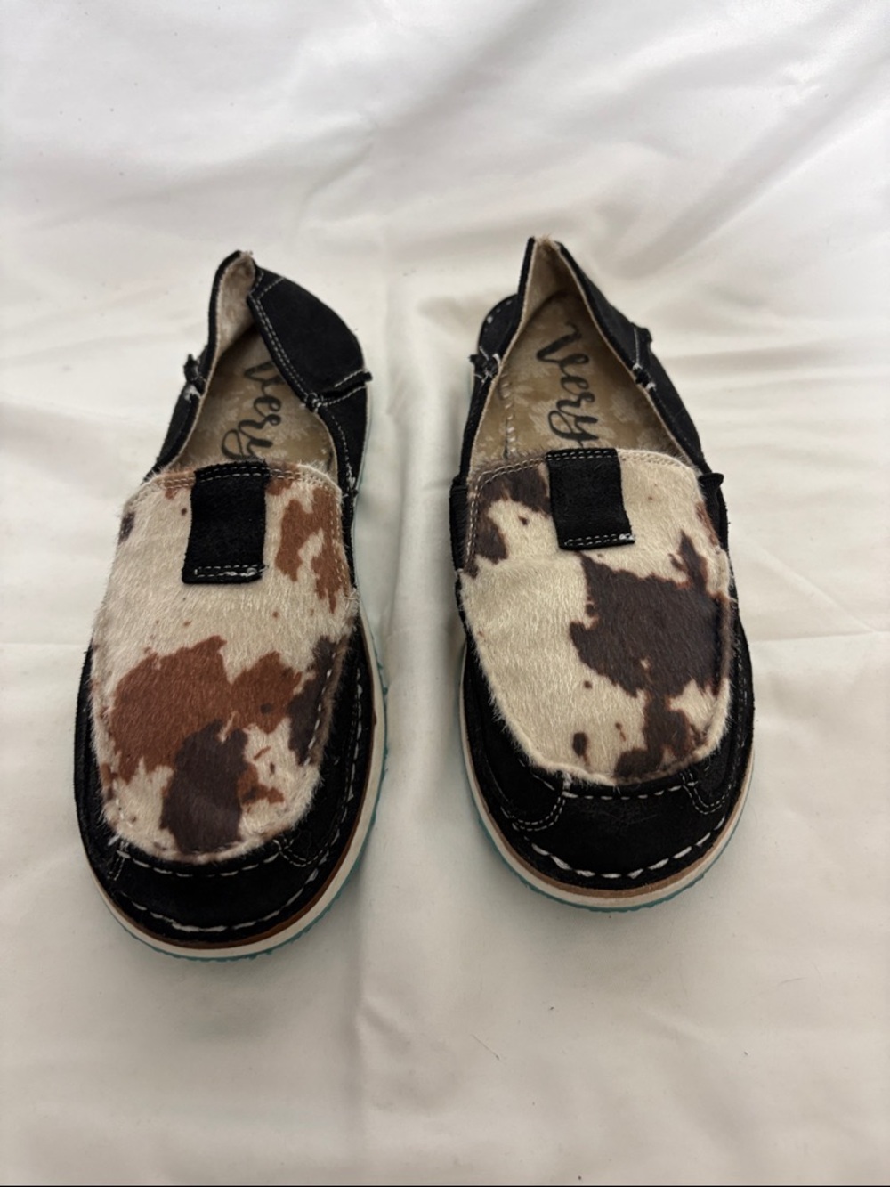 Very G Cowhide-Pattern Slip-On Moccasins in Brown and Cream